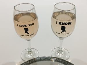 Use these Star Wars wedding glasses for your nerdy nuptials